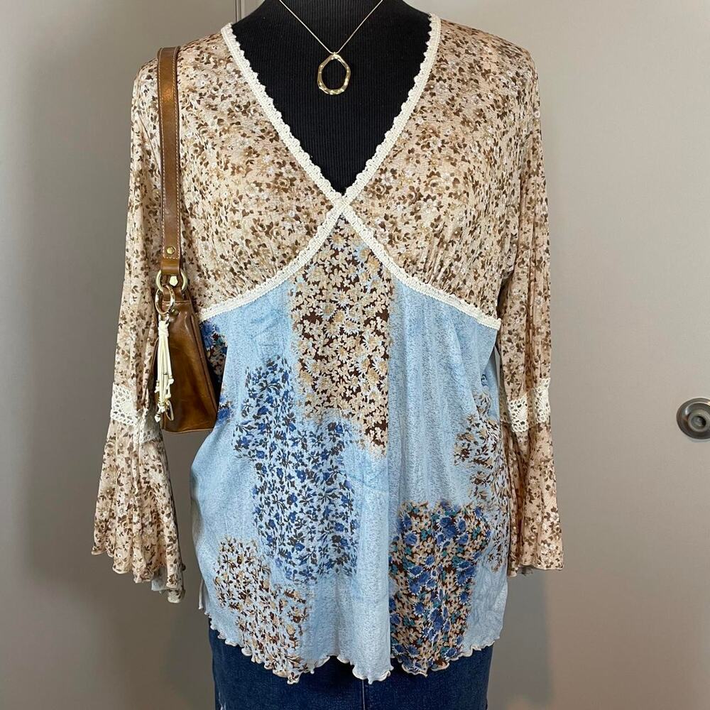 Y2K plus size 18/20 boho fairy crochet floral flare sleeve mesh v-neck blouse